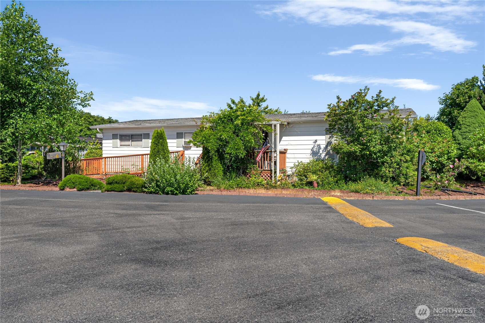 3 Meander Way Property Photo 1