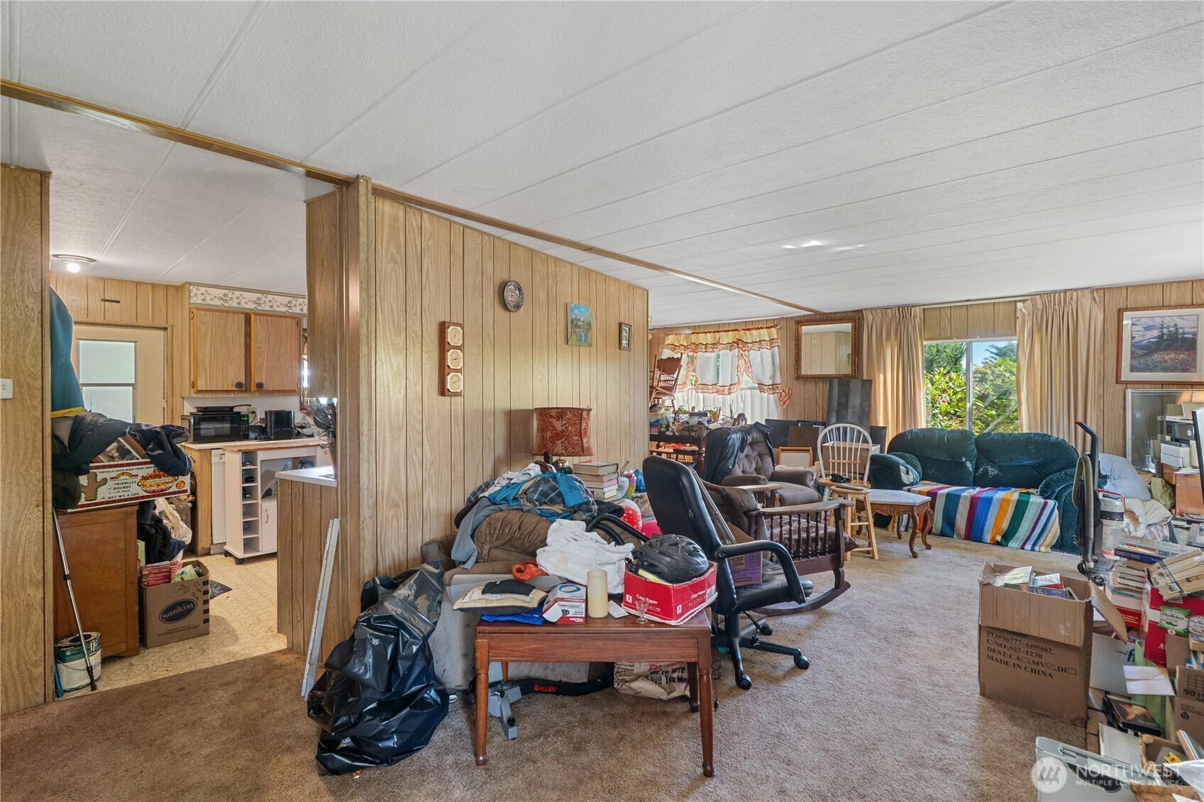 3 Meander Way Property Photo 6