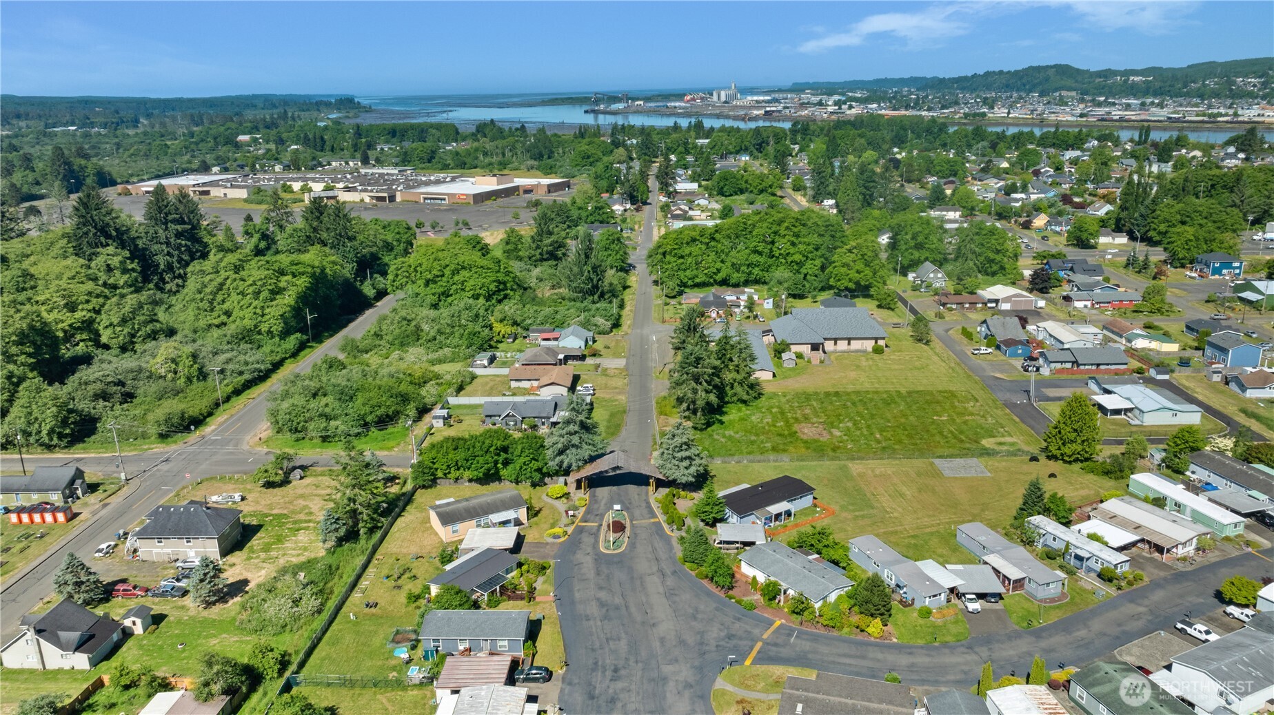 3 Meander Way Property Photo 18
