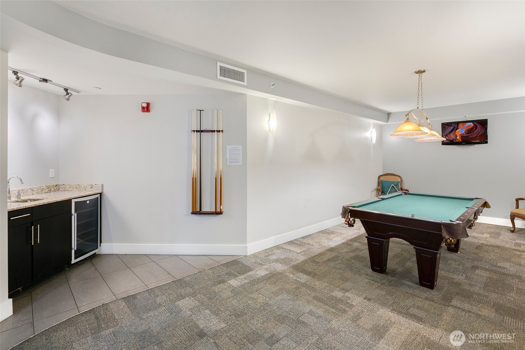 699 John Street 416 Property Photo 28