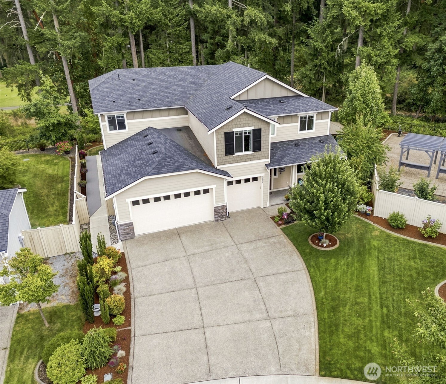 9339 Balata Court Property Photo 1