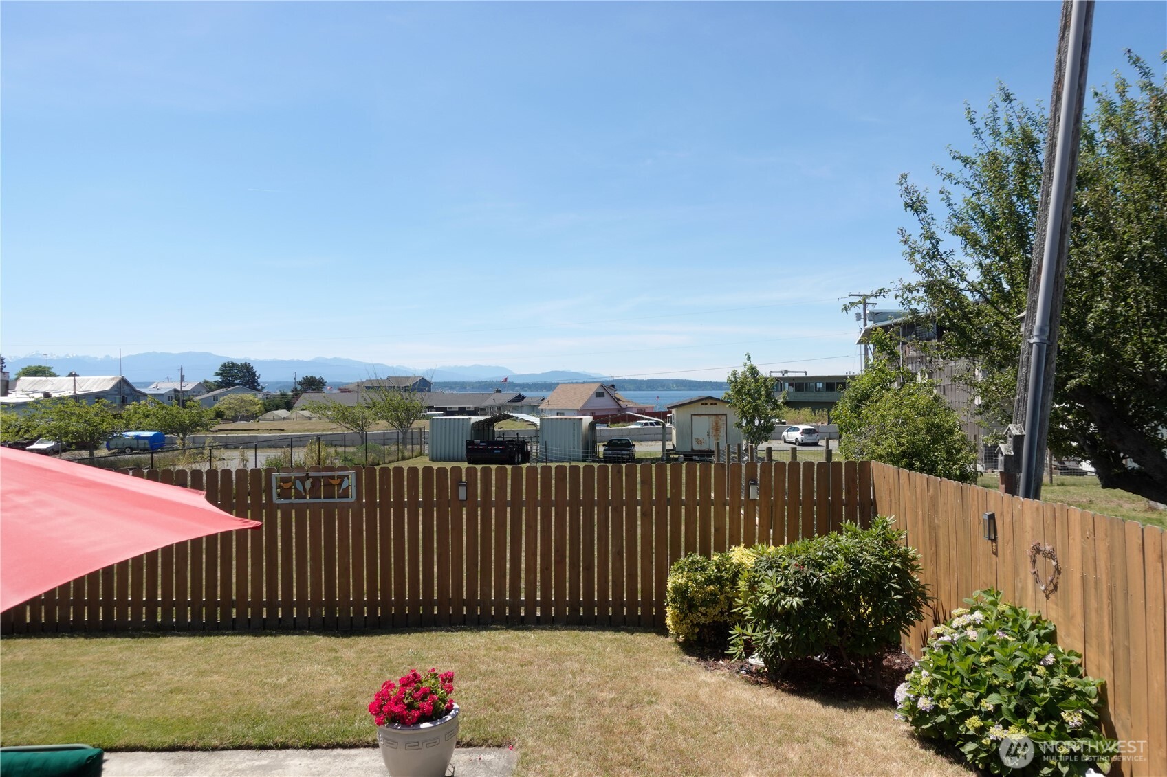 4880 Magellan Drive Property Photo 6