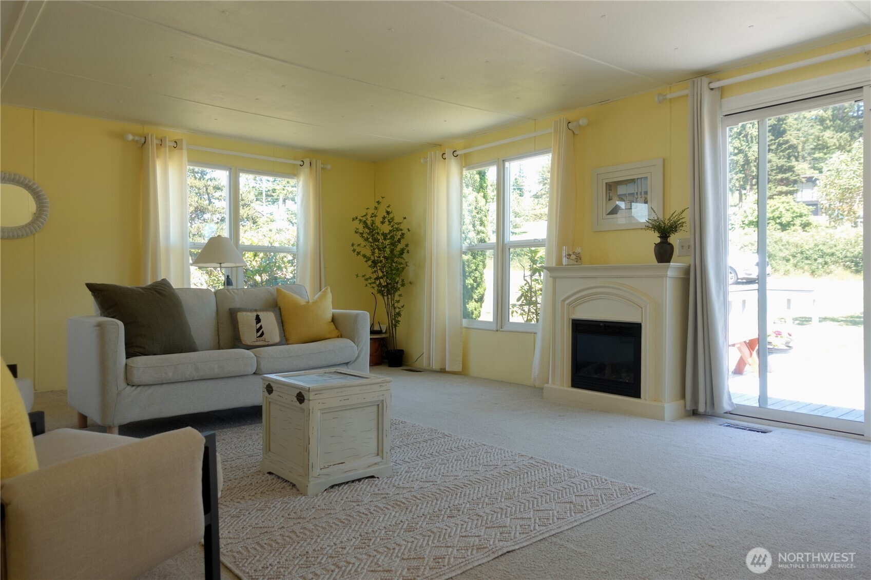 4880 Magellan Drive Property Photo 7