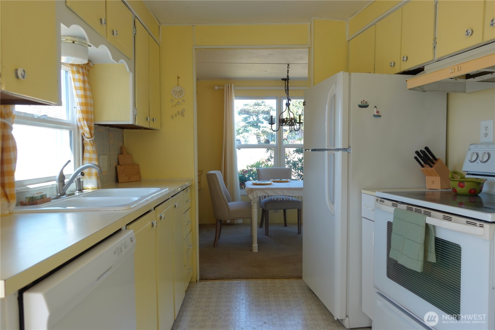 4880 Magellan Drive Property Photo 13