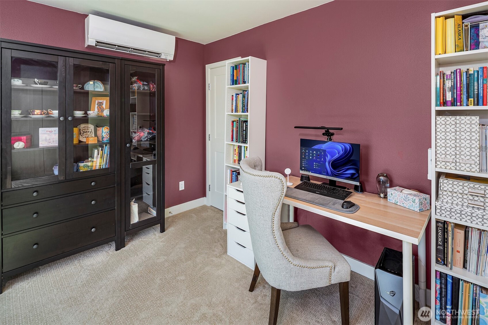 4104 Leary Way Property Photo 15
