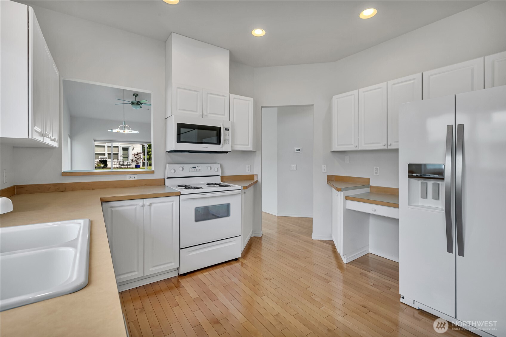6026 Marshall Avenue A Property Photo 17