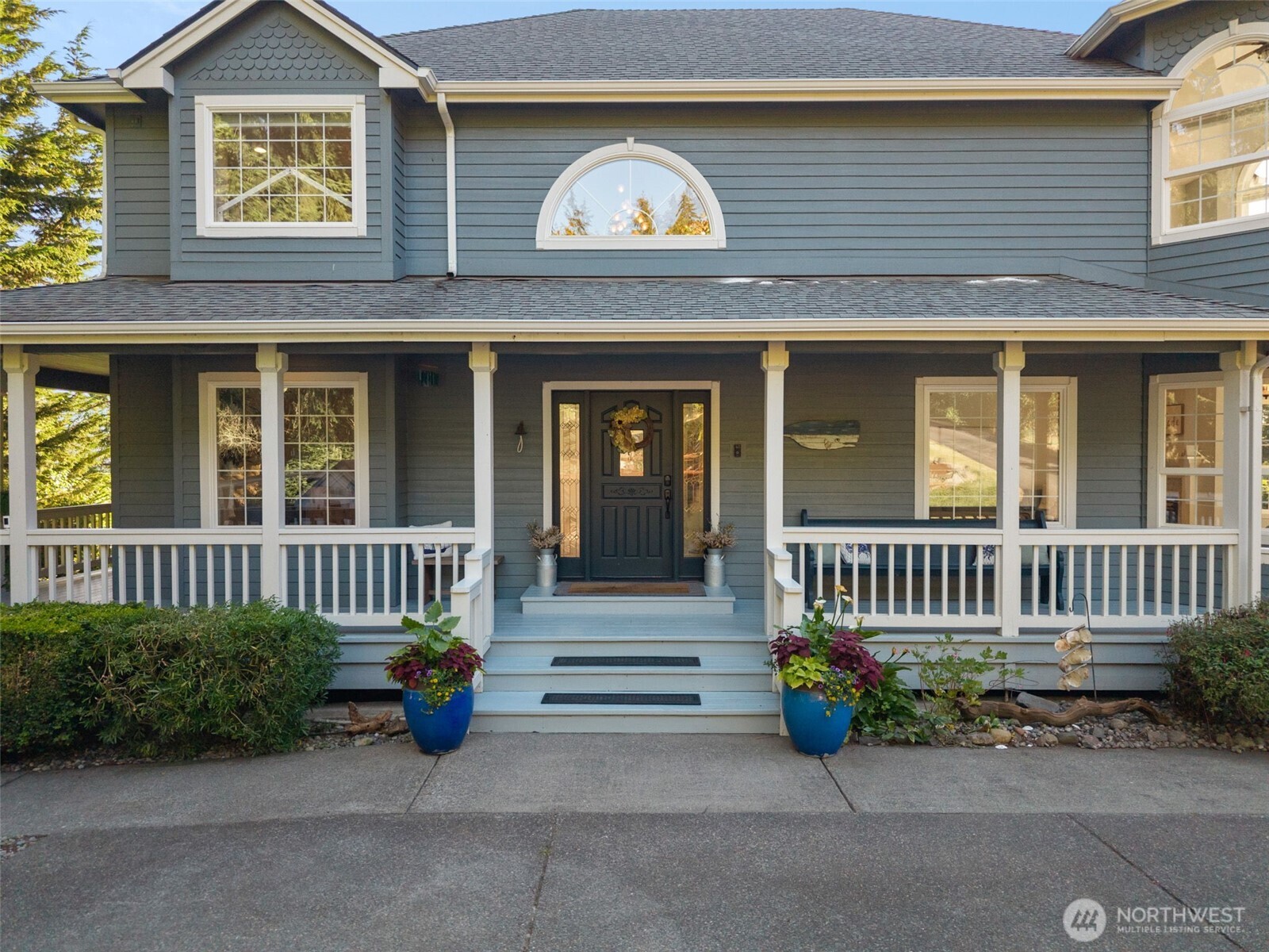 768 6th Avenue Property Photo 6