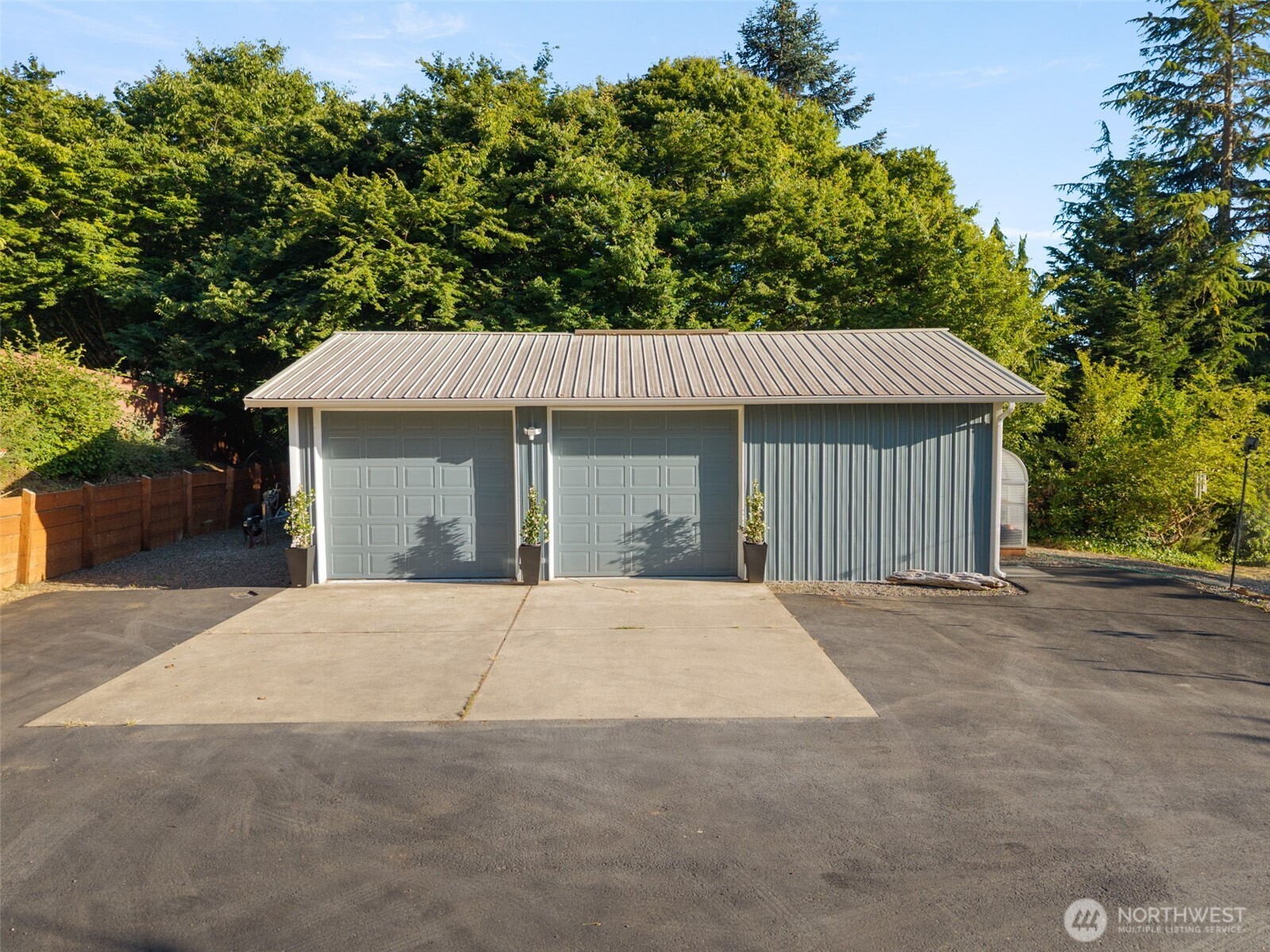 768 6th Avenue Property Photo 33