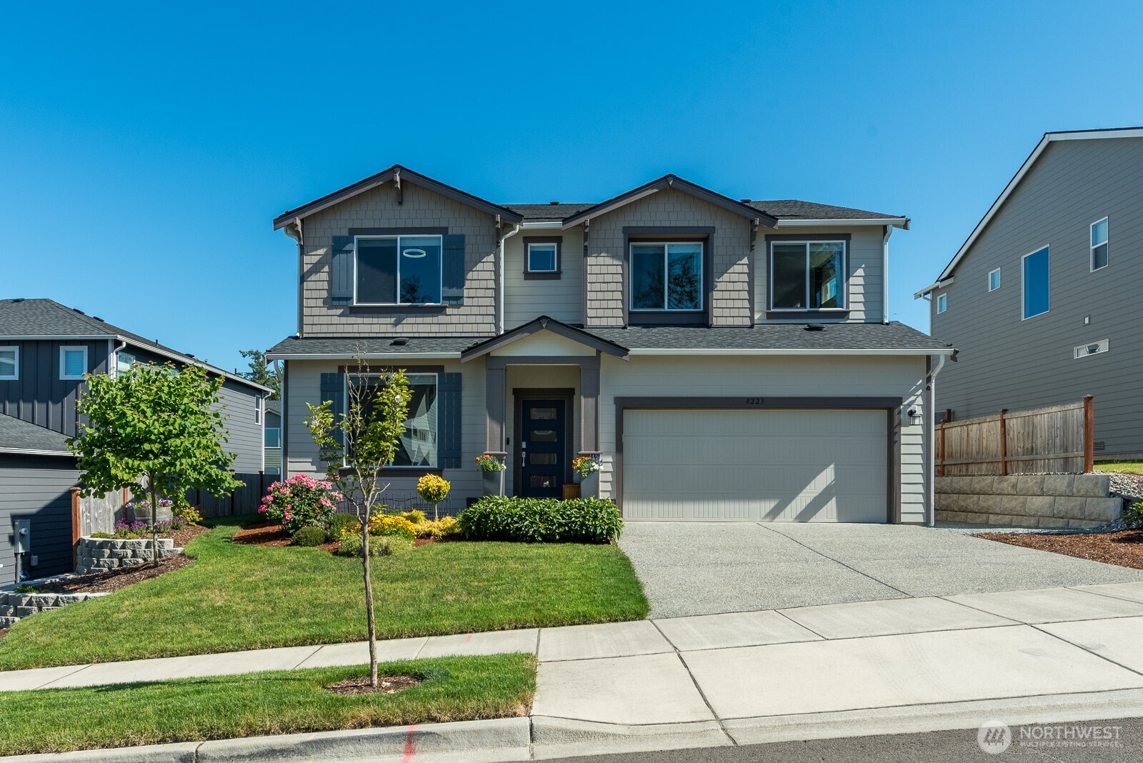 8223 284th Place Property Photo 1