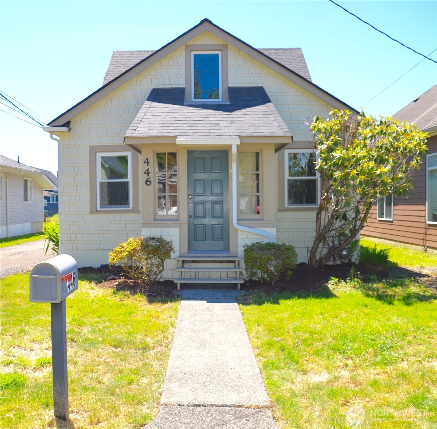 446 Eklund Avenue Property Photo 2