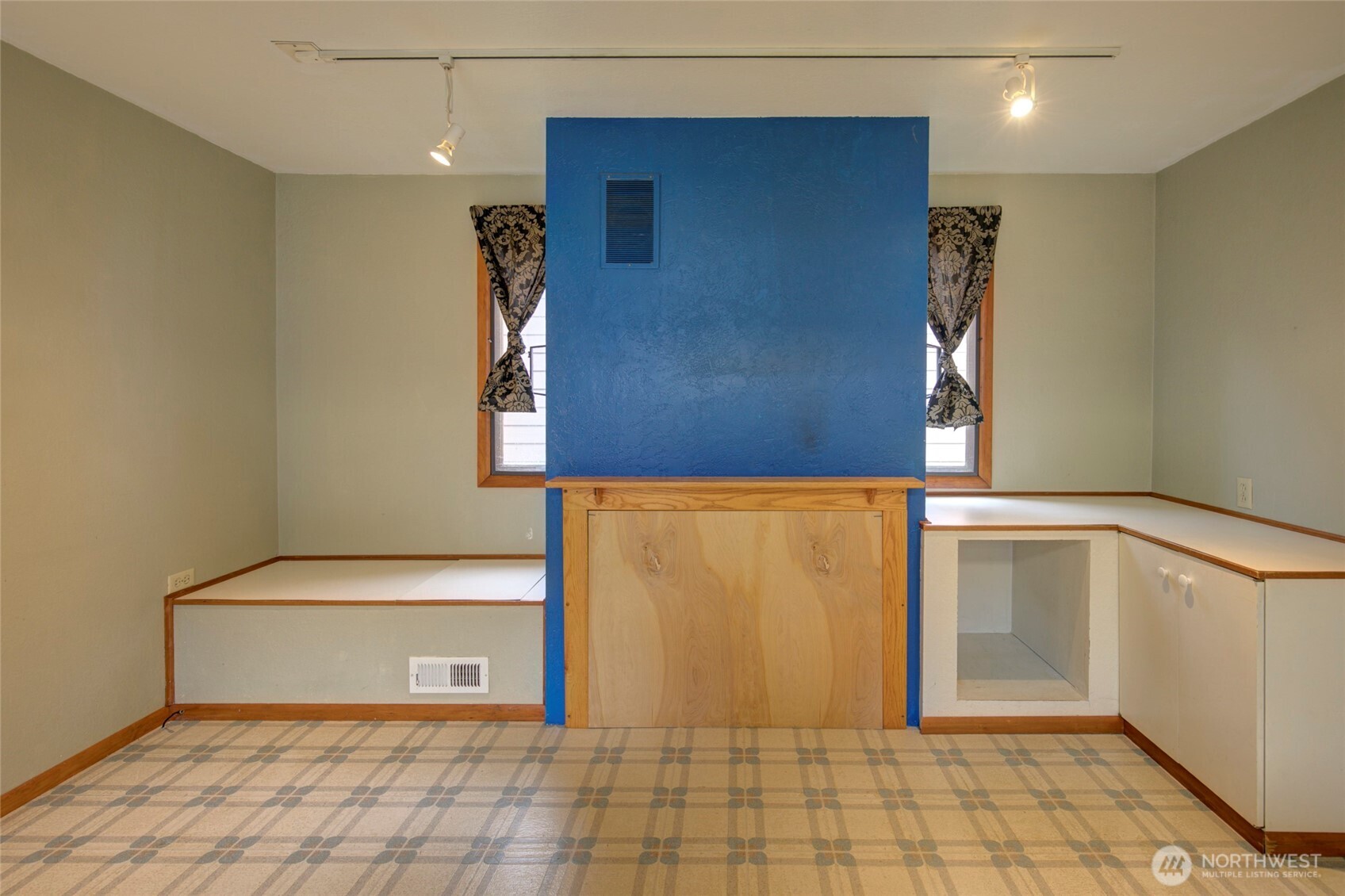 446 Eklund Avenue Property Photo 10
