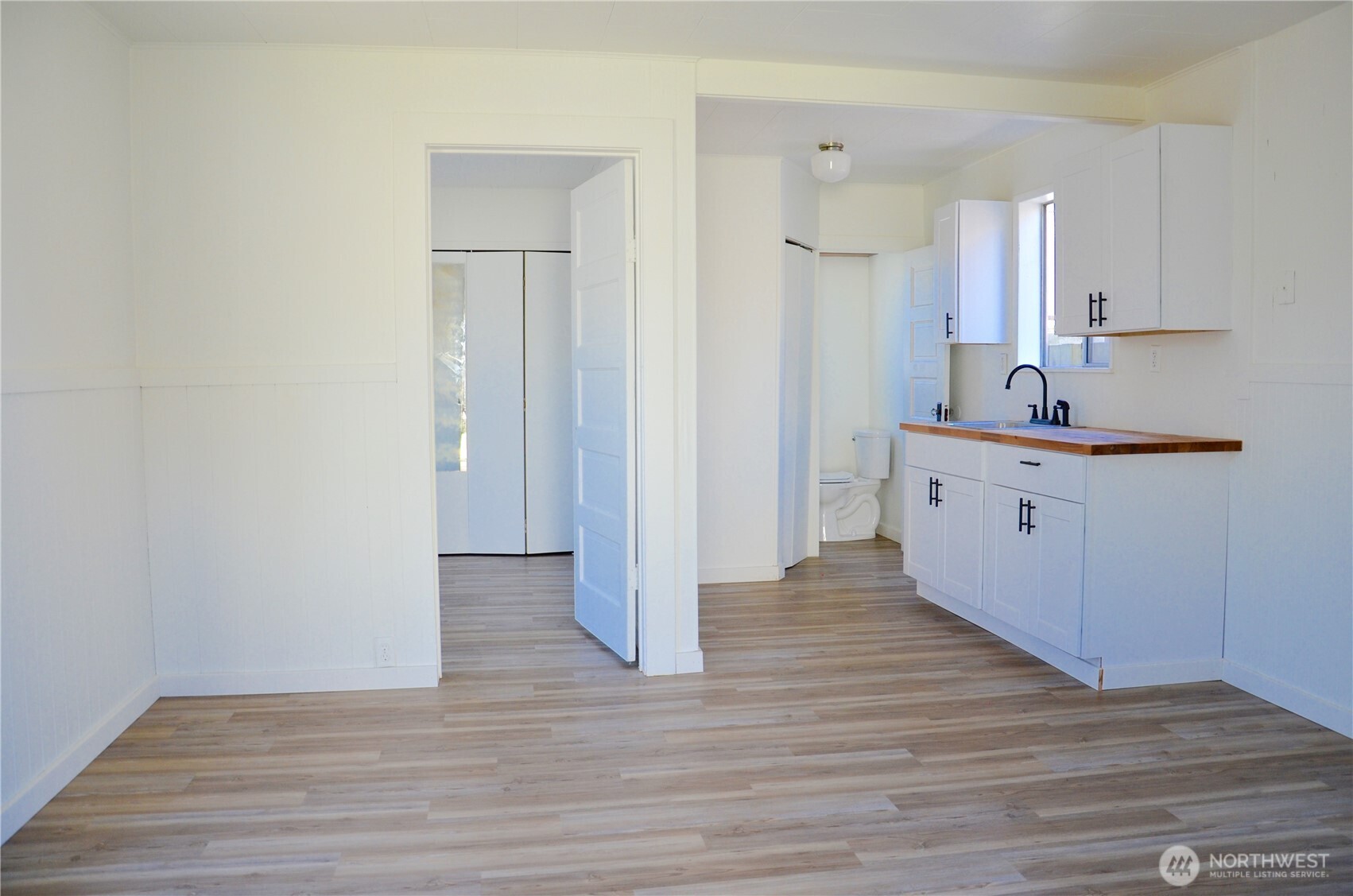 446 Eklund Avenue Property Photo 33