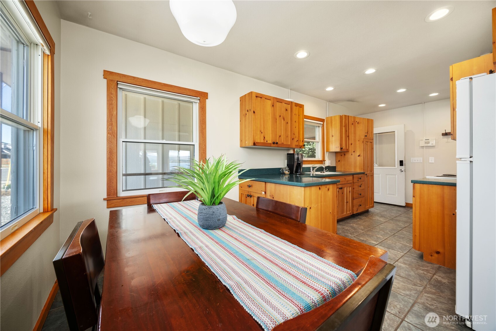 622 S 1st Street Property Photo 10