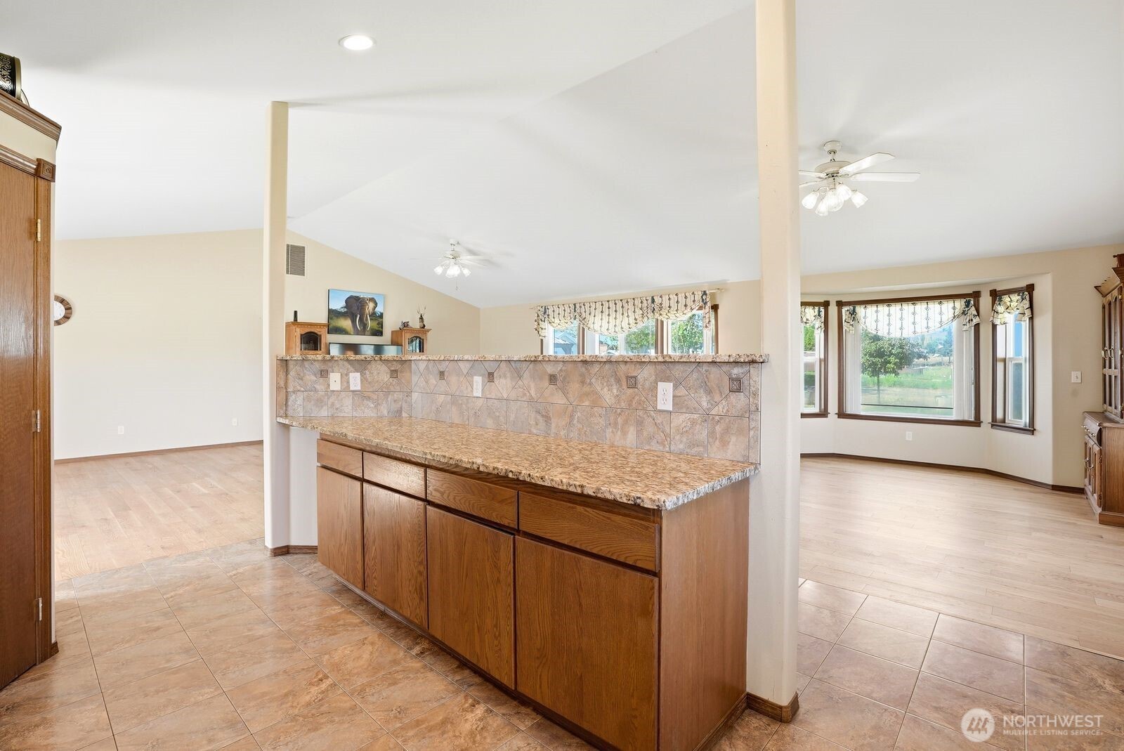 15180 Cottonwood Canyon Road Property Photo 10