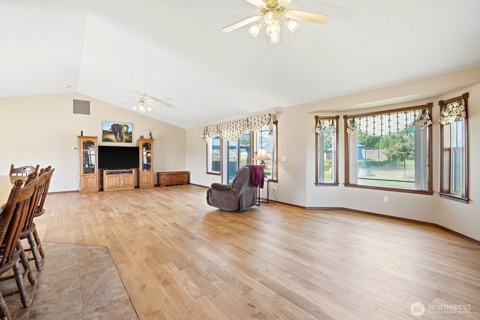 15180 Cottonwood Canyon Road Property Photo 13