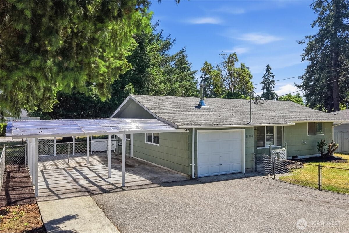 11407 Farwest Drive Property Photo 7