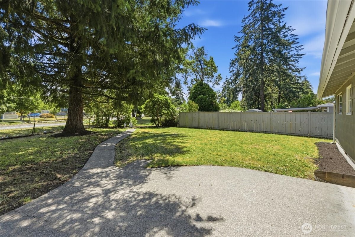 11407 Farwest Drive Property Photo 22