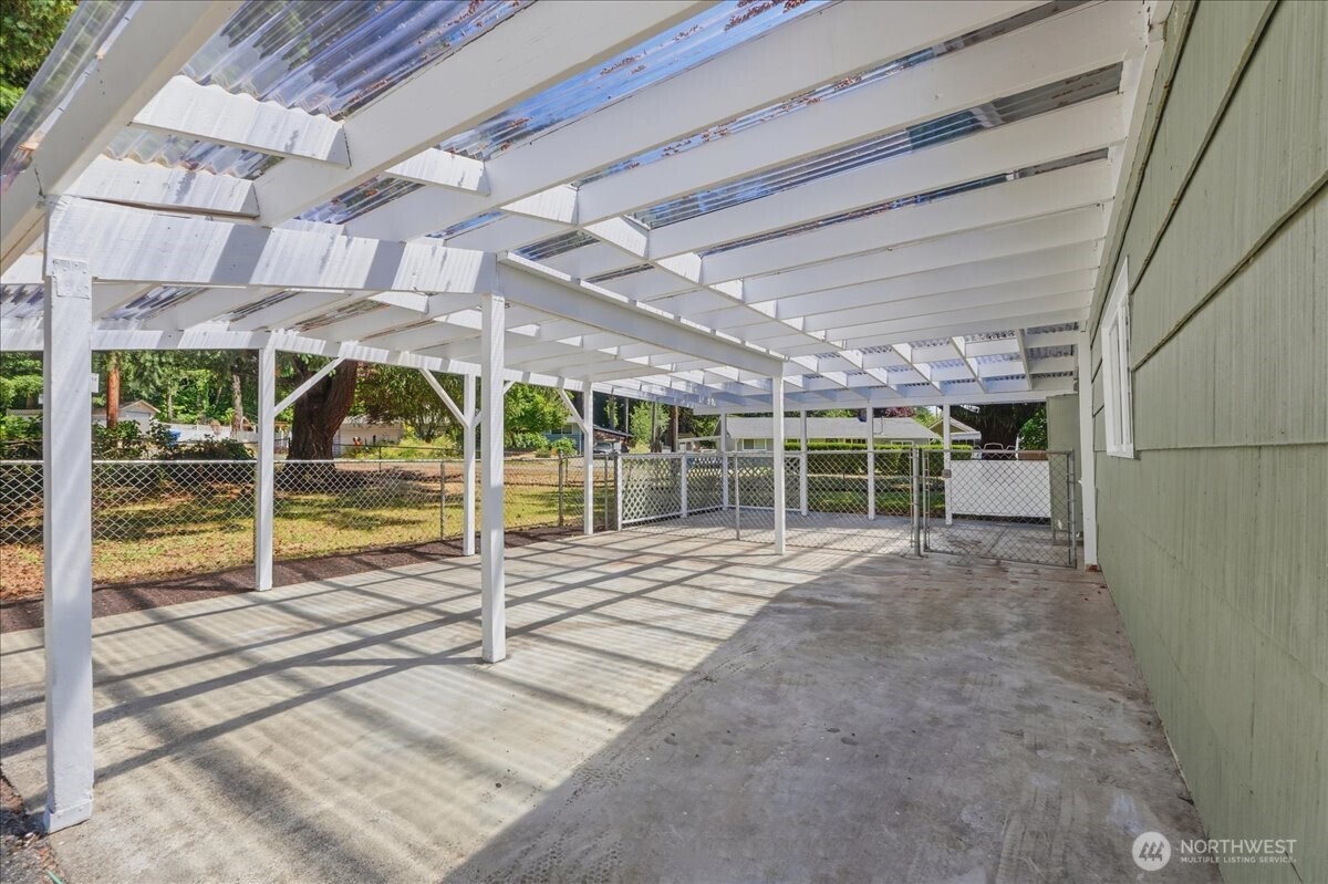 11407 Farwest Drive Property Photo 25