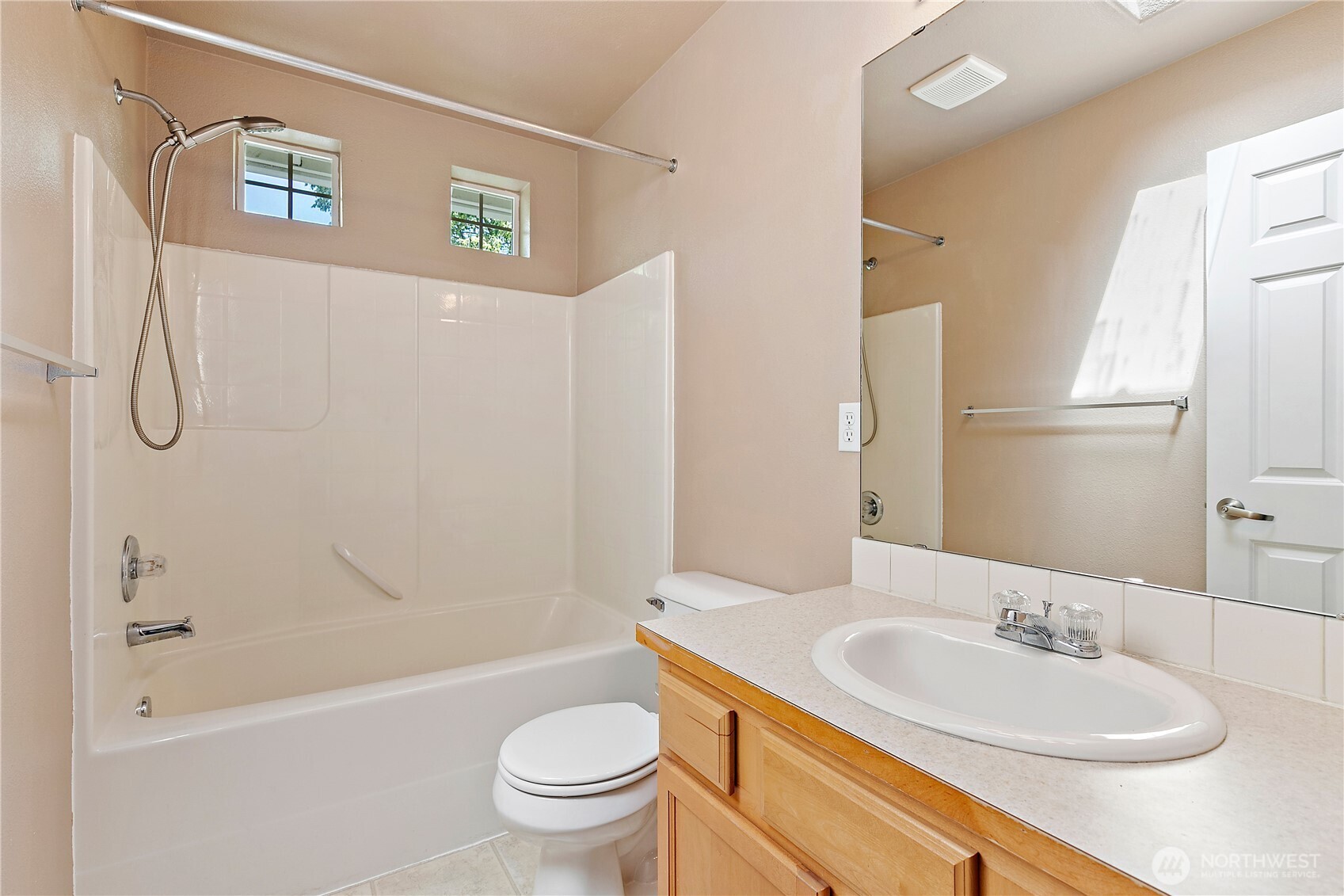8412 205th Street Ct Property Photo 17