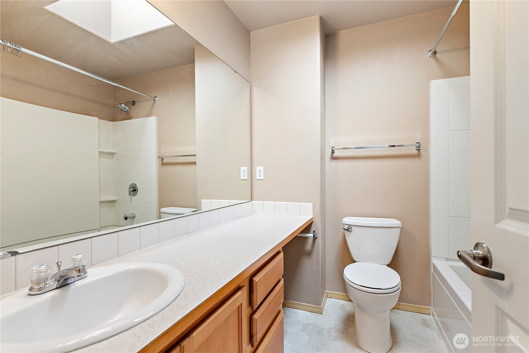 8412 205th Street Ct Property Photo 22