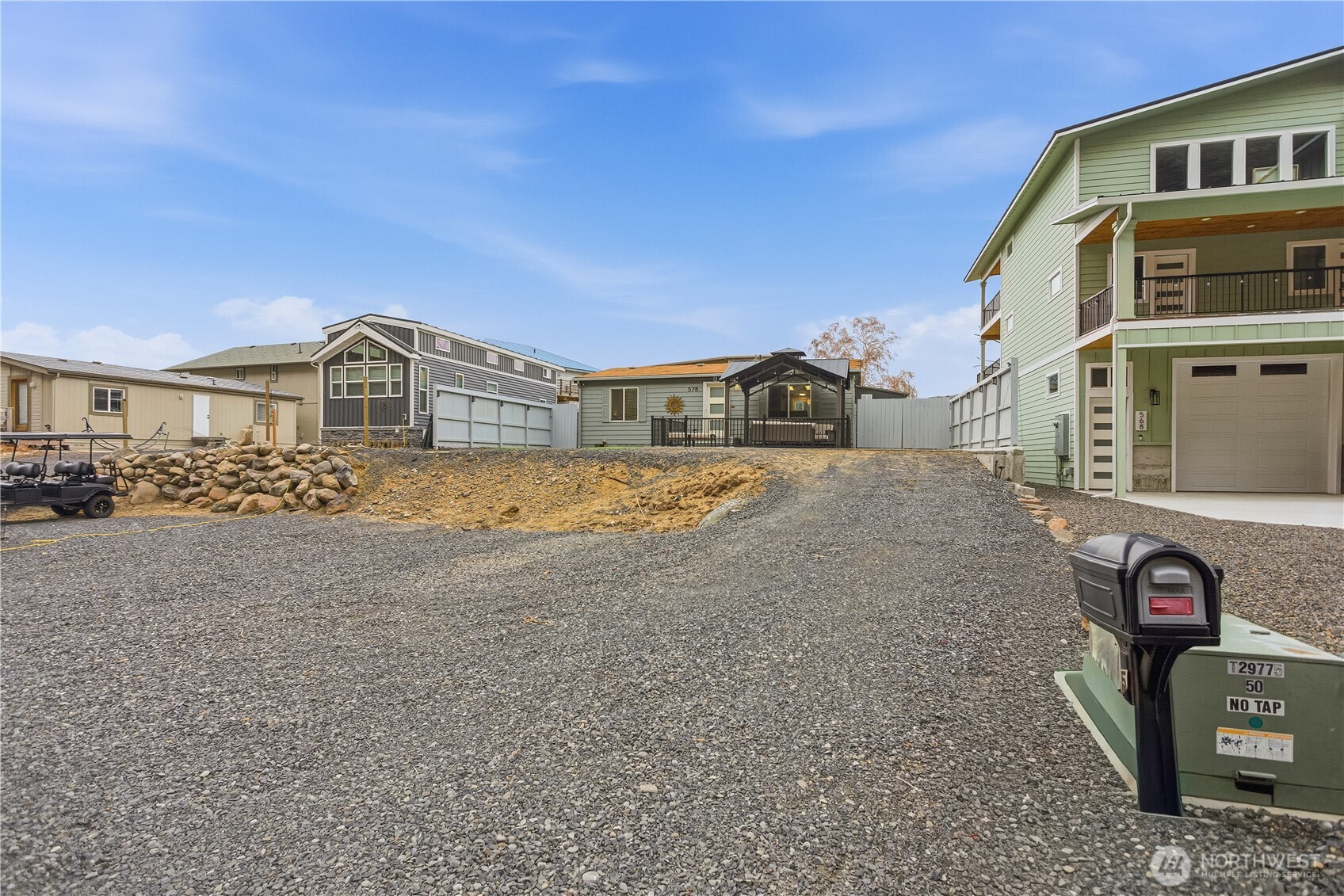 578 Sw Section Property Photo 8