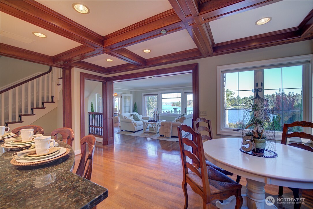 3608 Evergreen Point Road Property Photo 17