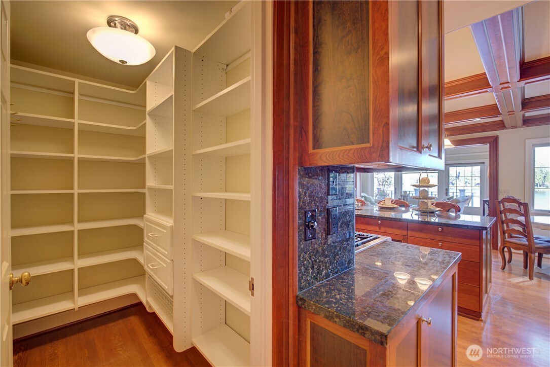 3608 Evergreen Point Road Property Photo 20