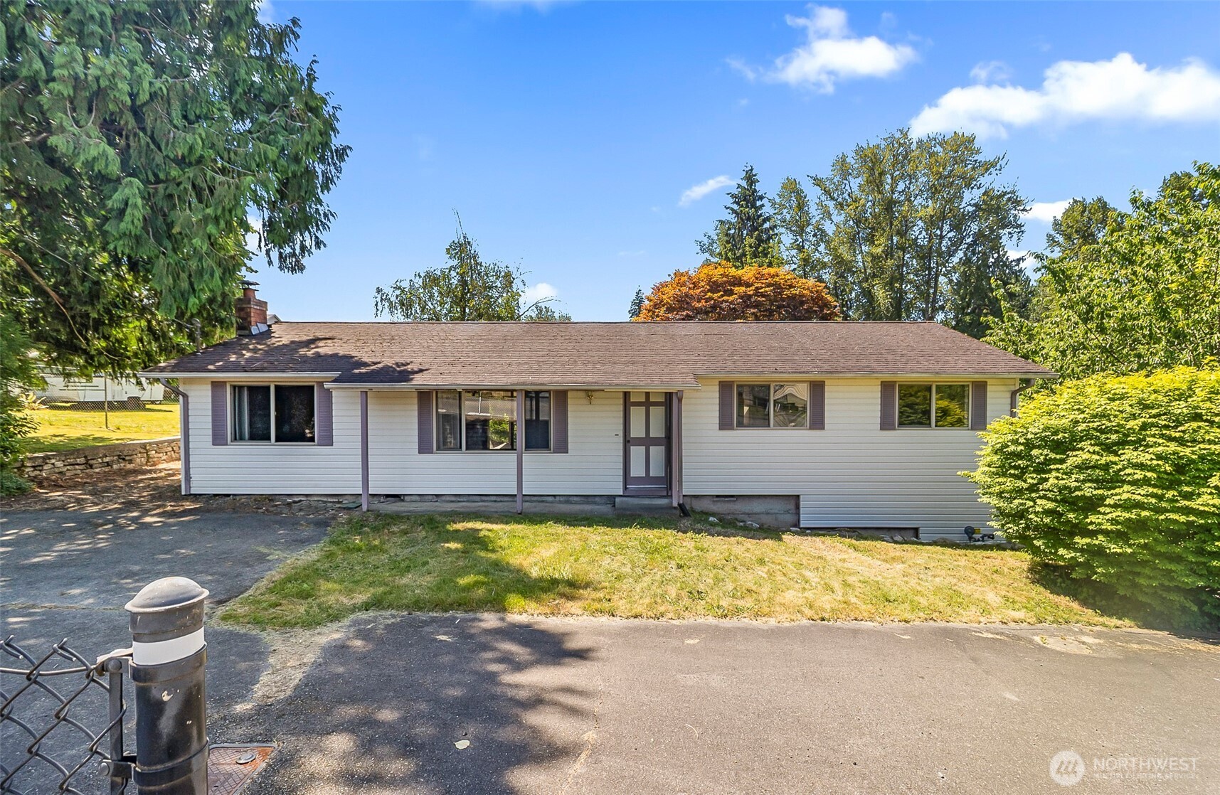 10520 20th Street Property Photo 1