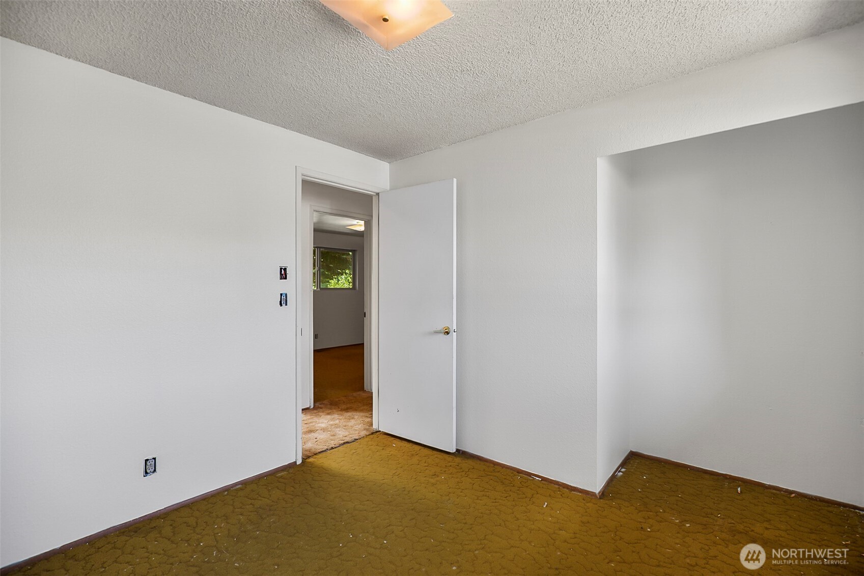 10520 20th Street Property Photo 12