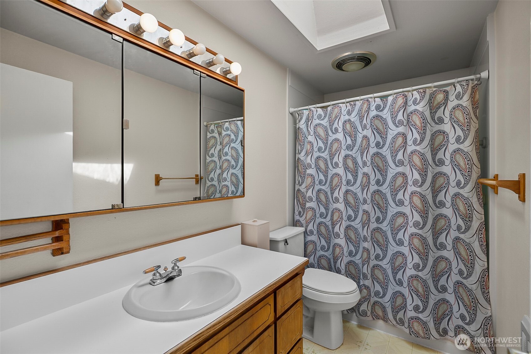 10520 20th Street Property Photo 13