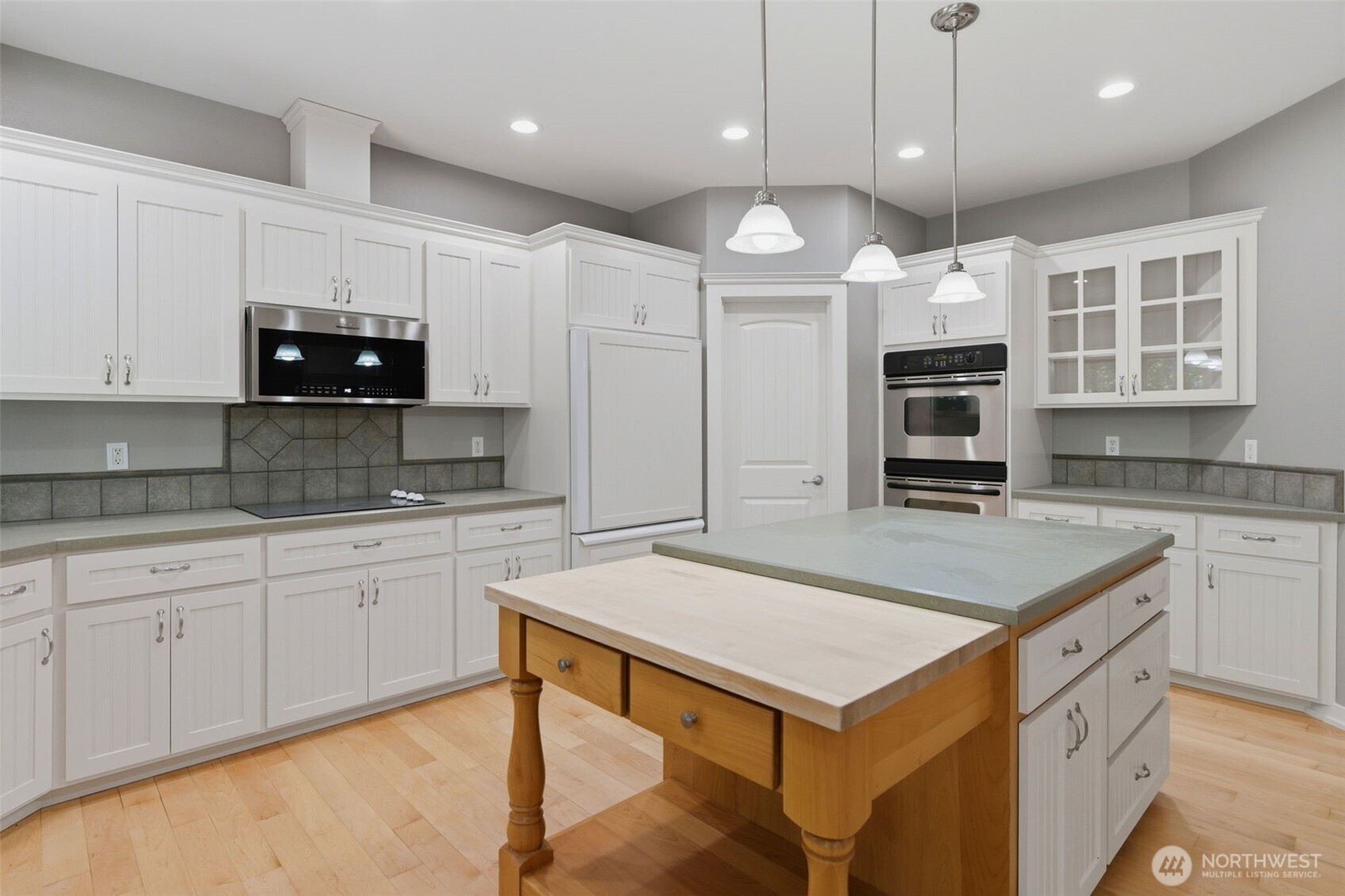 11417 Cedar Grove Street Property Photo 11