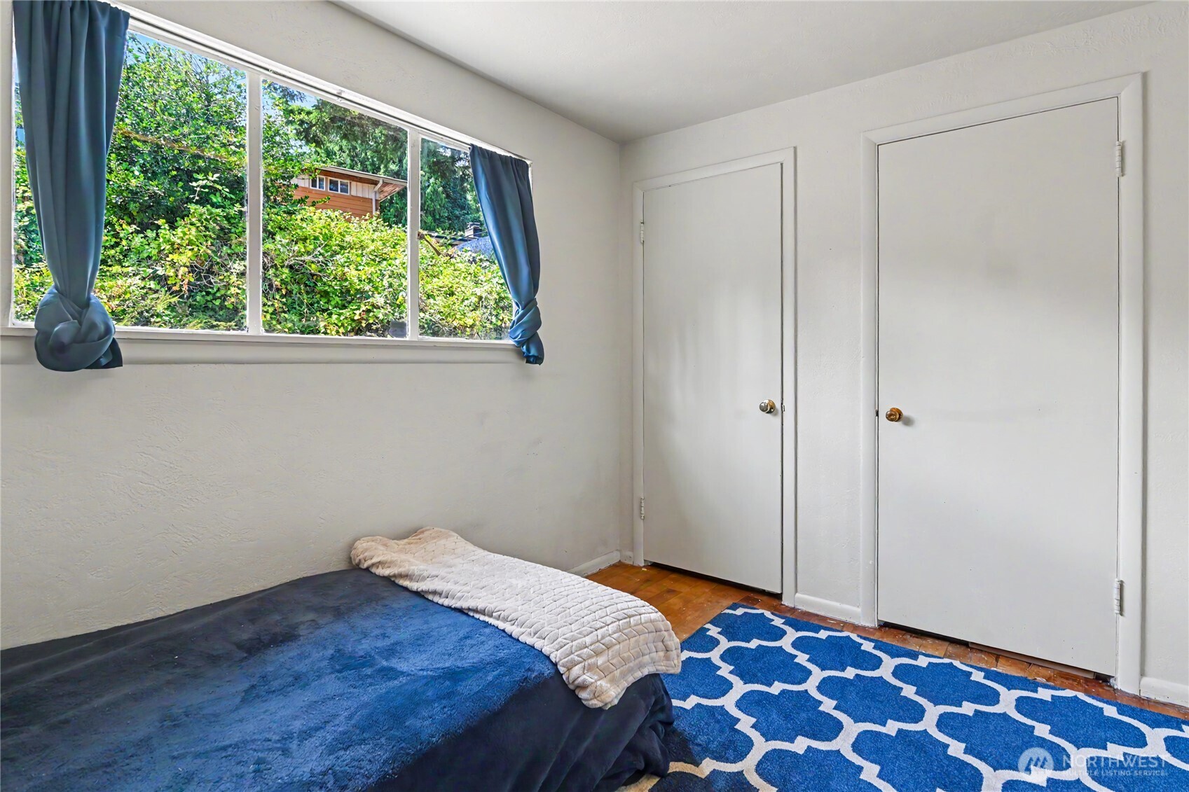 5669 Kitsap Way Property Photo 16
