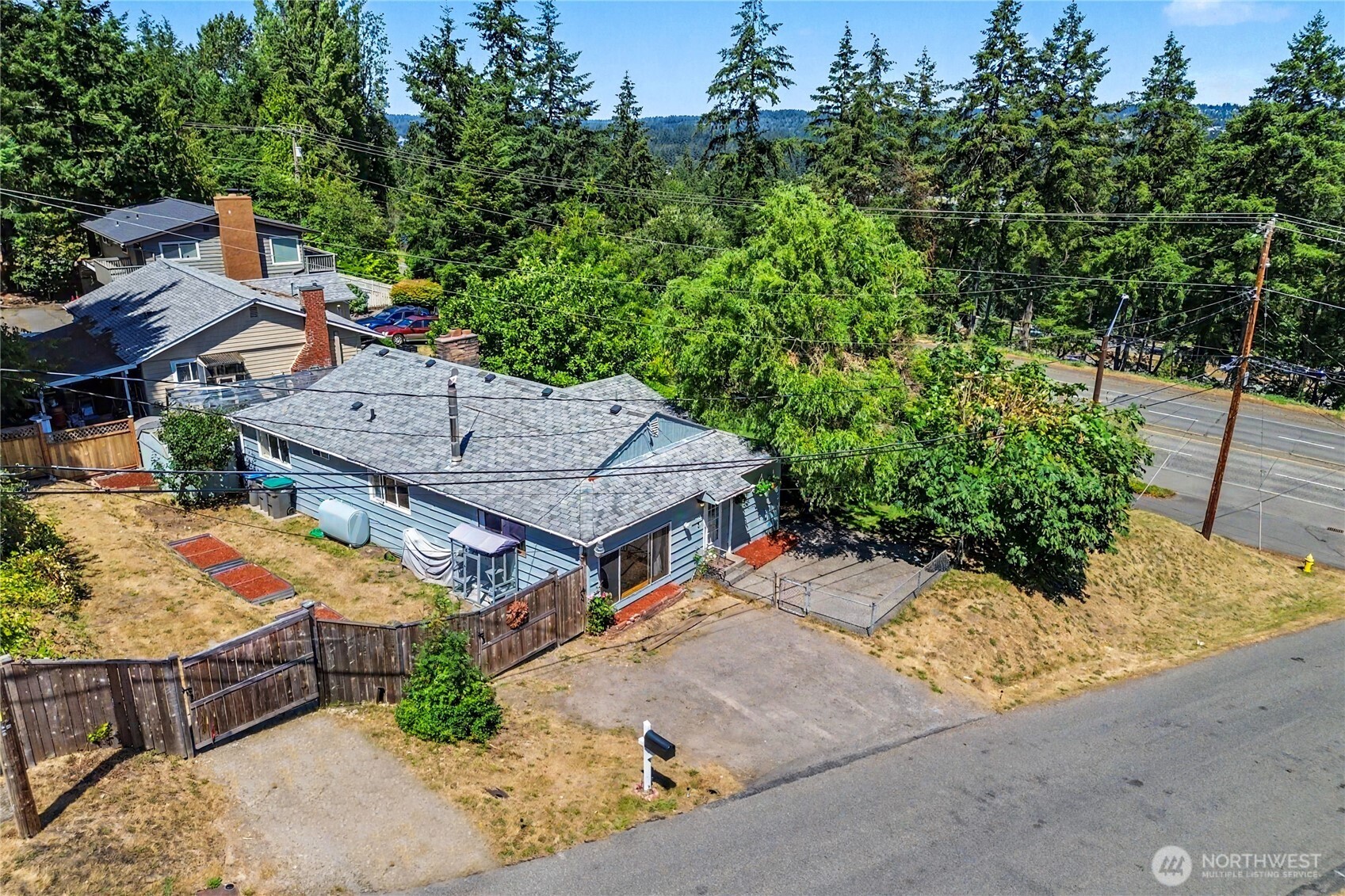 5669 Kitsap Way Property Photo 28