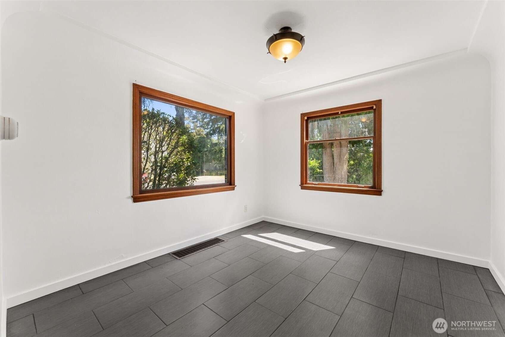 512 118th Street Property Photo 6