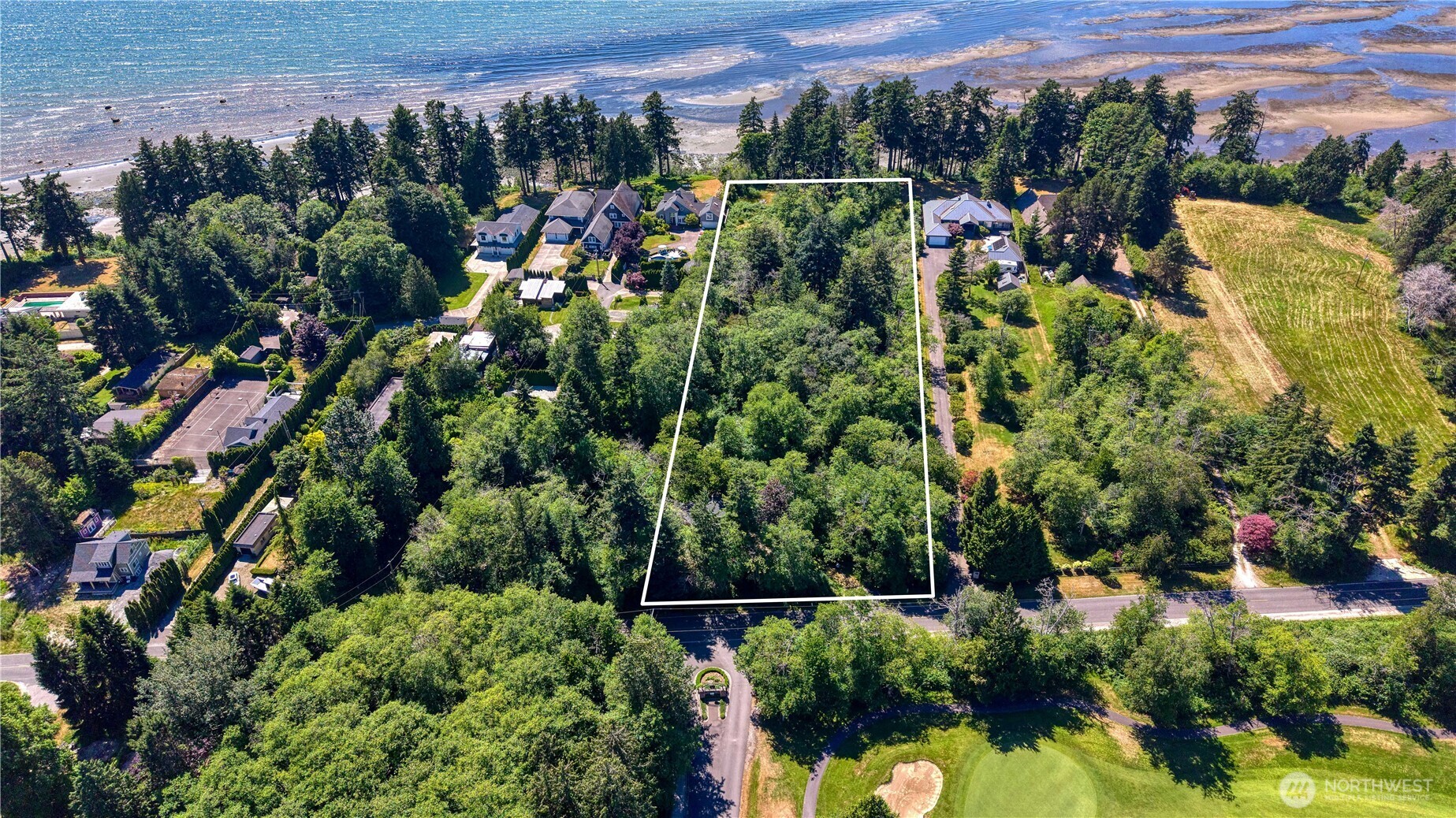 297 Marine Drive Property Photo 6
