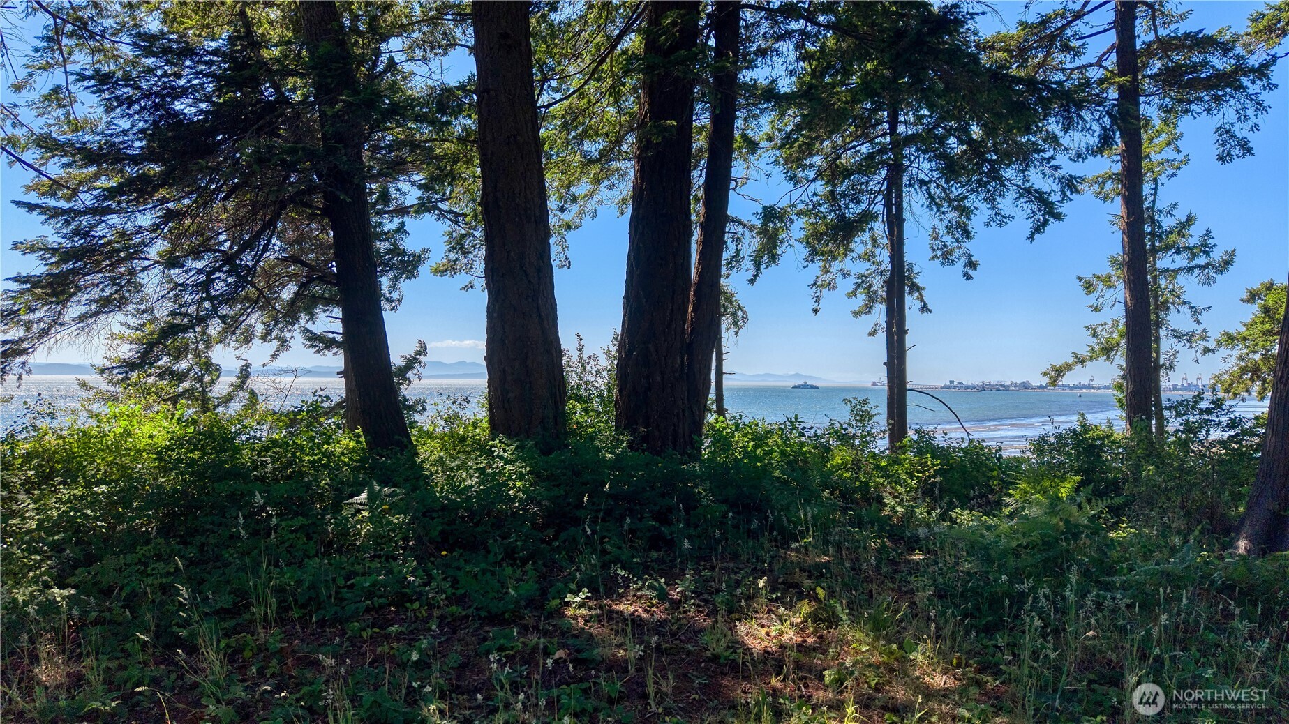 297 Marine Drive Property Photo 14