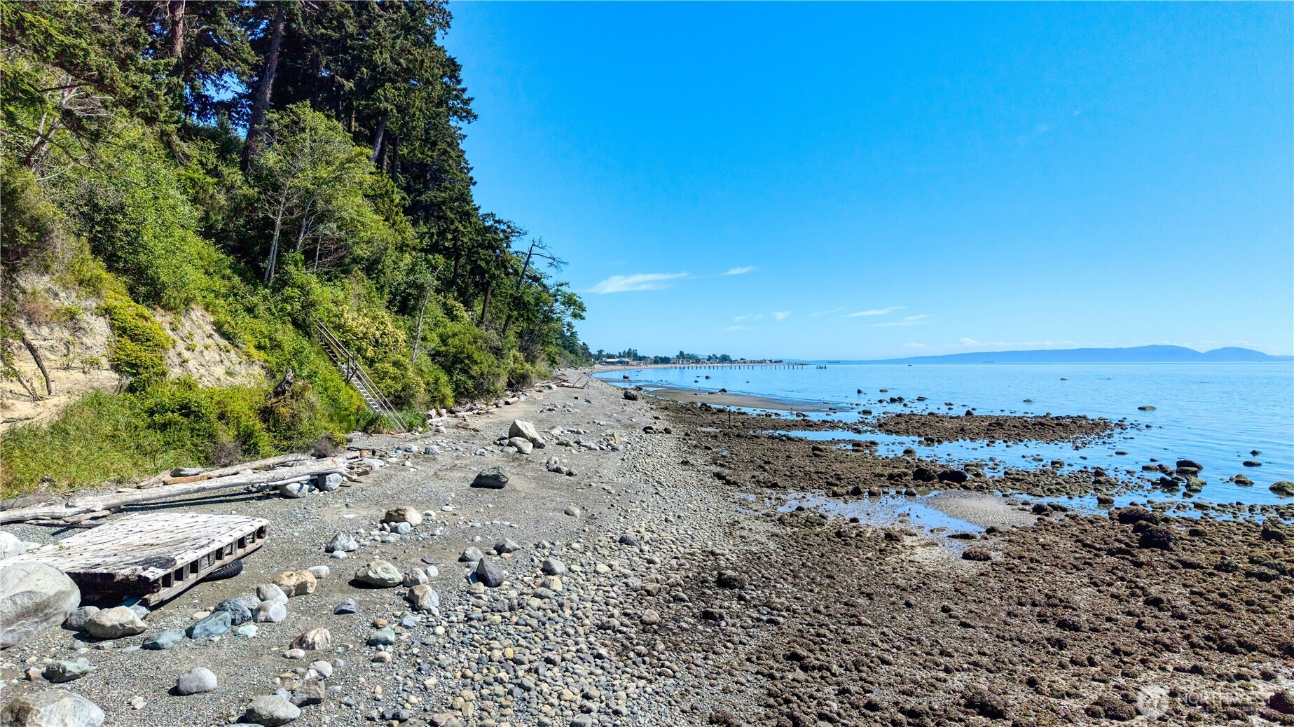 297 Marine Drive Property Photo 16