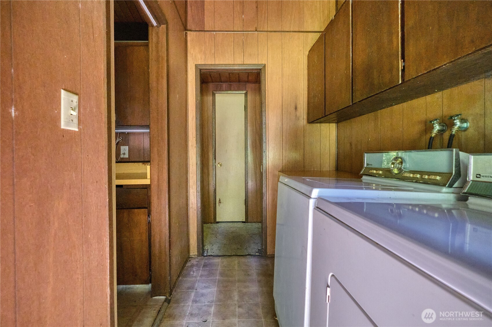 297 Marine Drive Property Photo 21