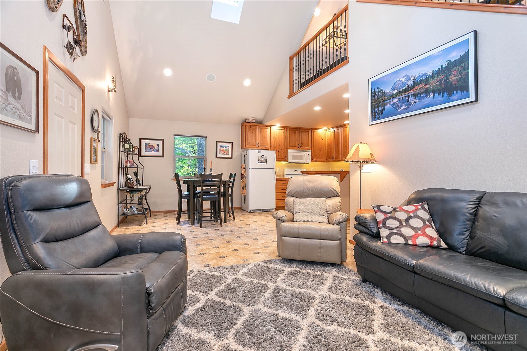 6978 Rainier Way Property Photo 4