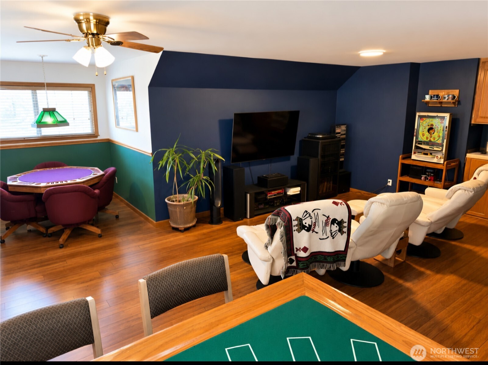 601 152nd Place Property Photo 17