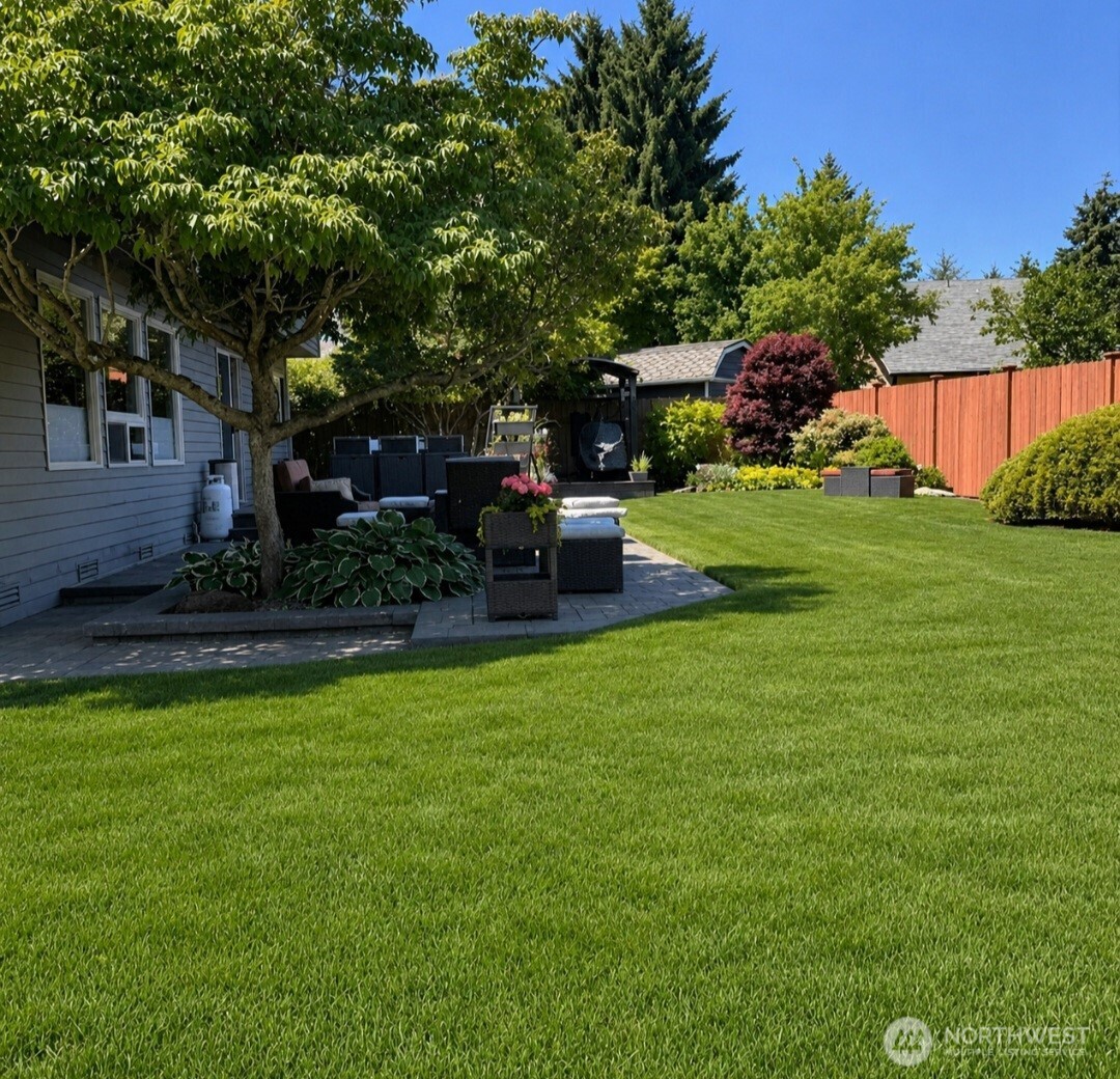 601 152nd Place Property Photo 33