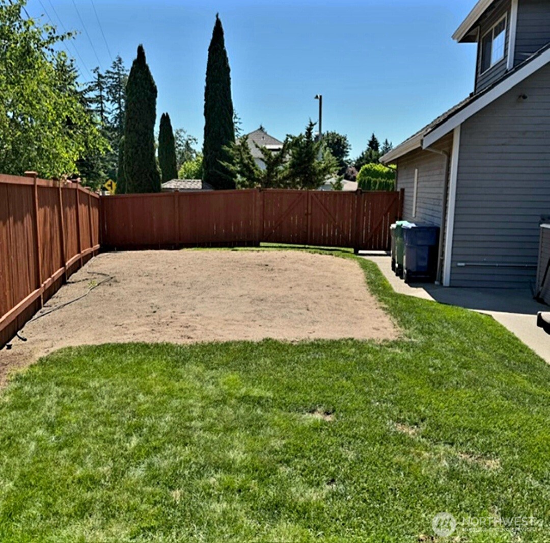601 152nd Place Property Photo 36