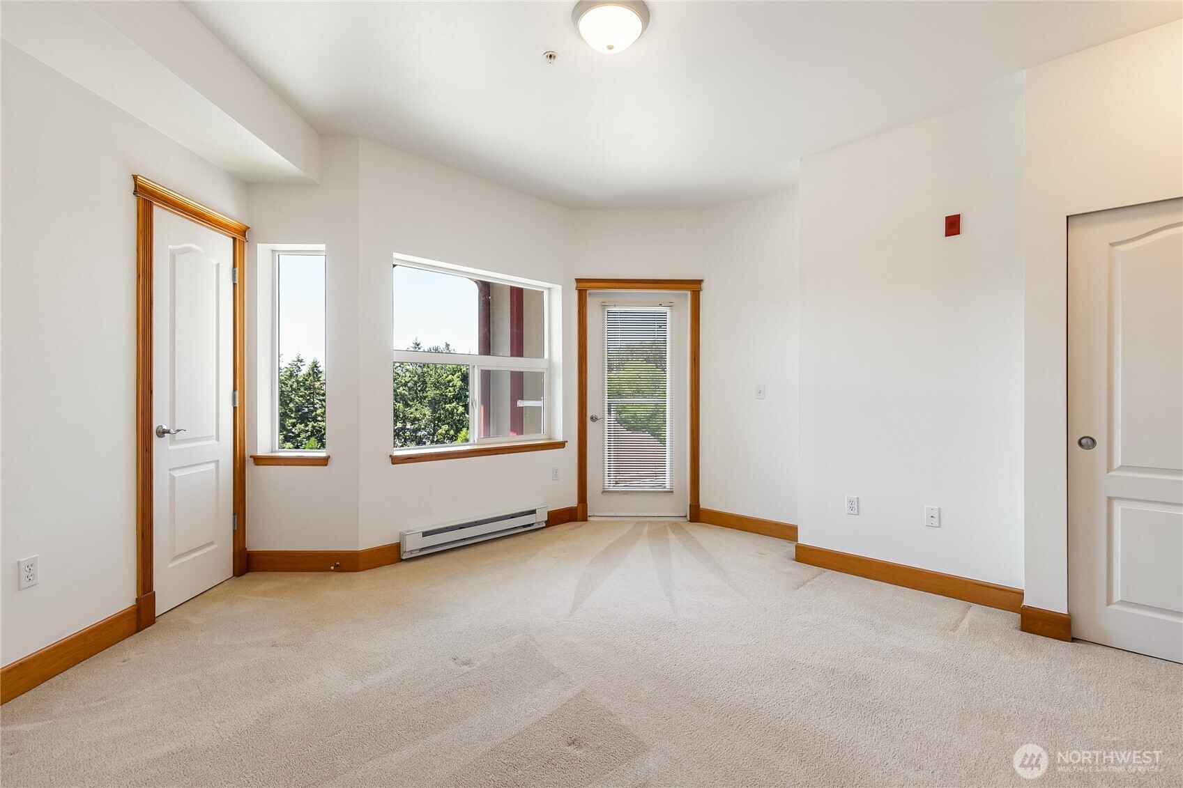255 W Bakerview Road 401 Property Photo 11