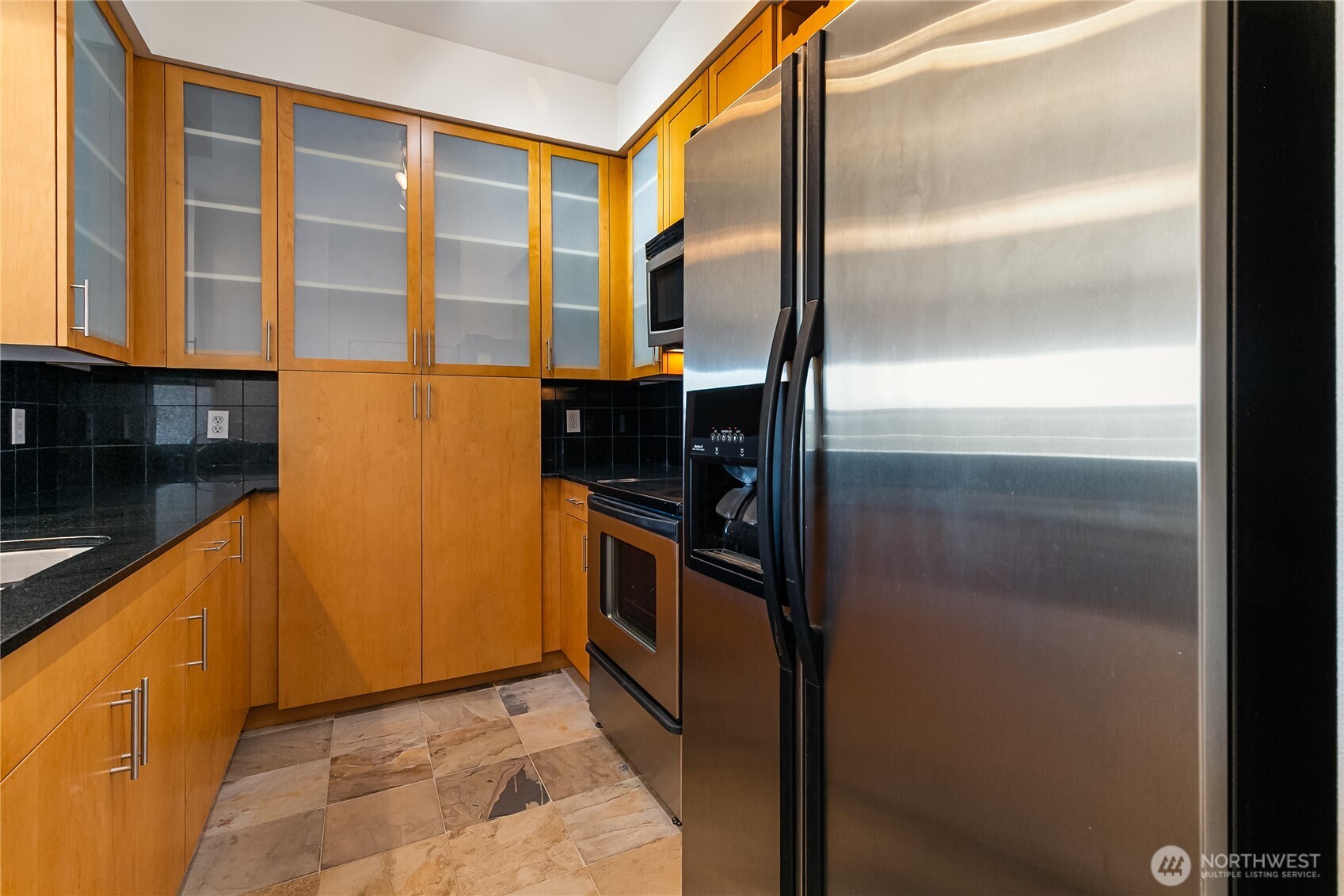 255 W Bakerview Road 401 Property Photo 15