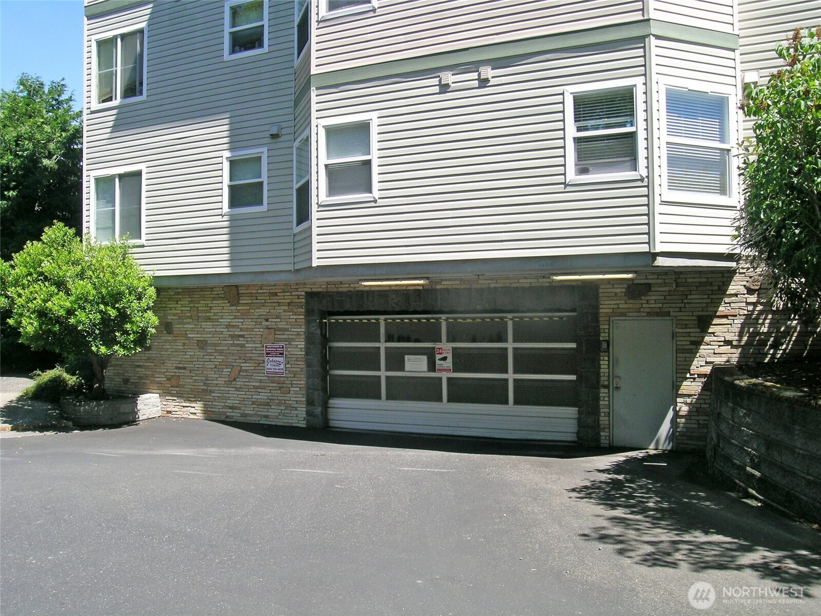 255 W Bakerview Road 401 Property Photo 37