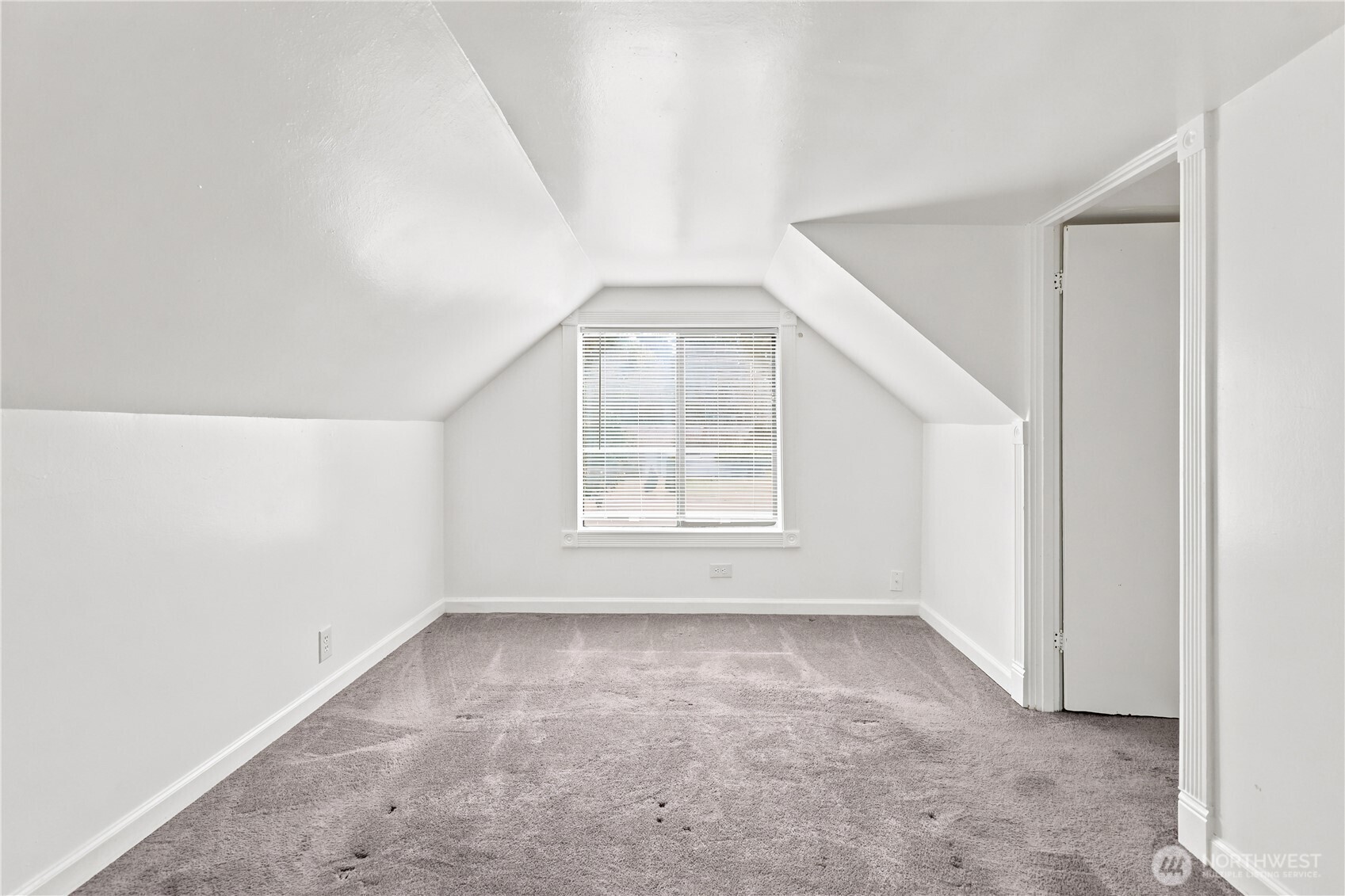 8406 Paine Street Property Photo 34