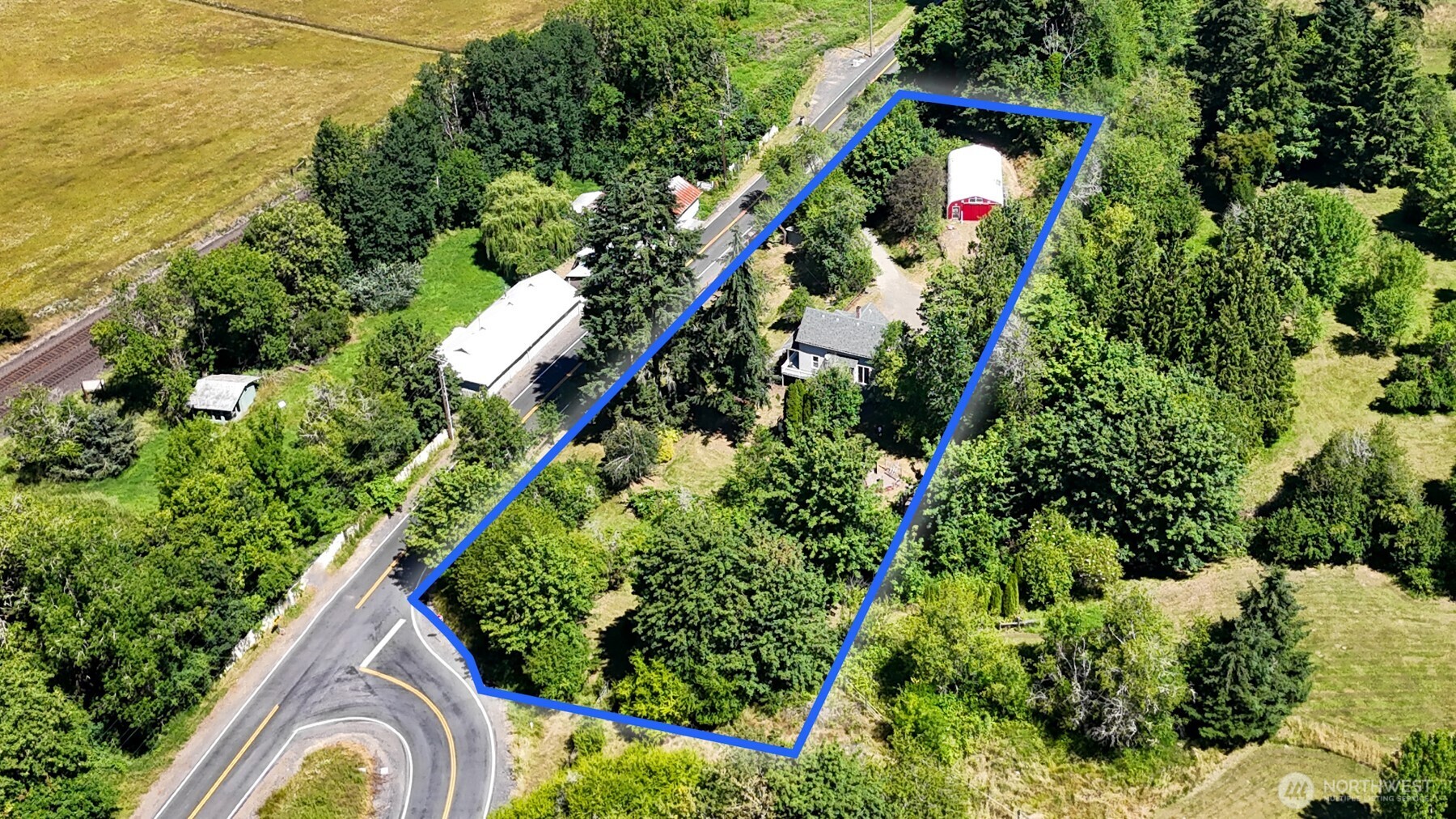 1313 Ferrier Road Property Photo 3