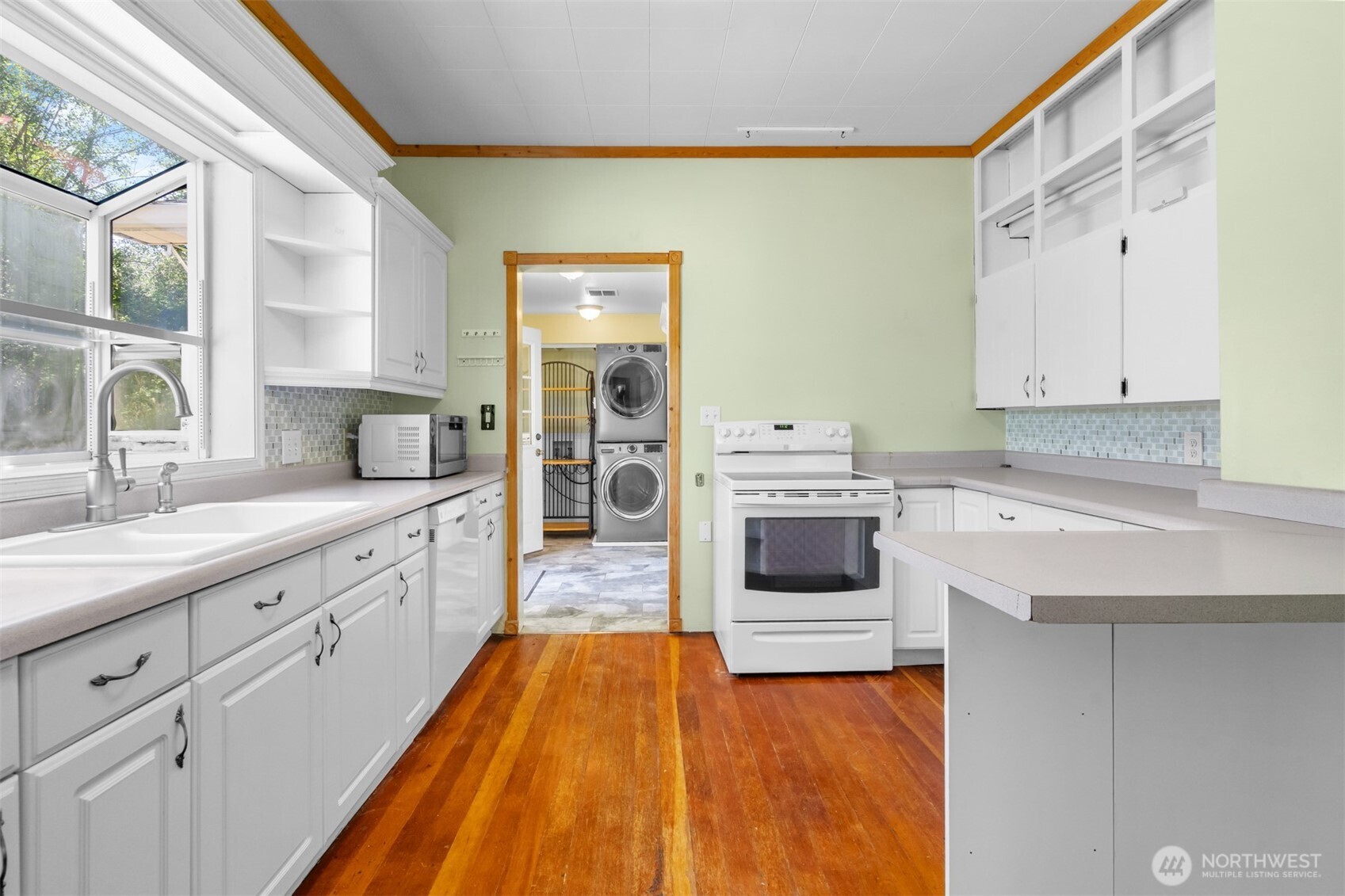 1313 Ferrier Road Property Photo 10