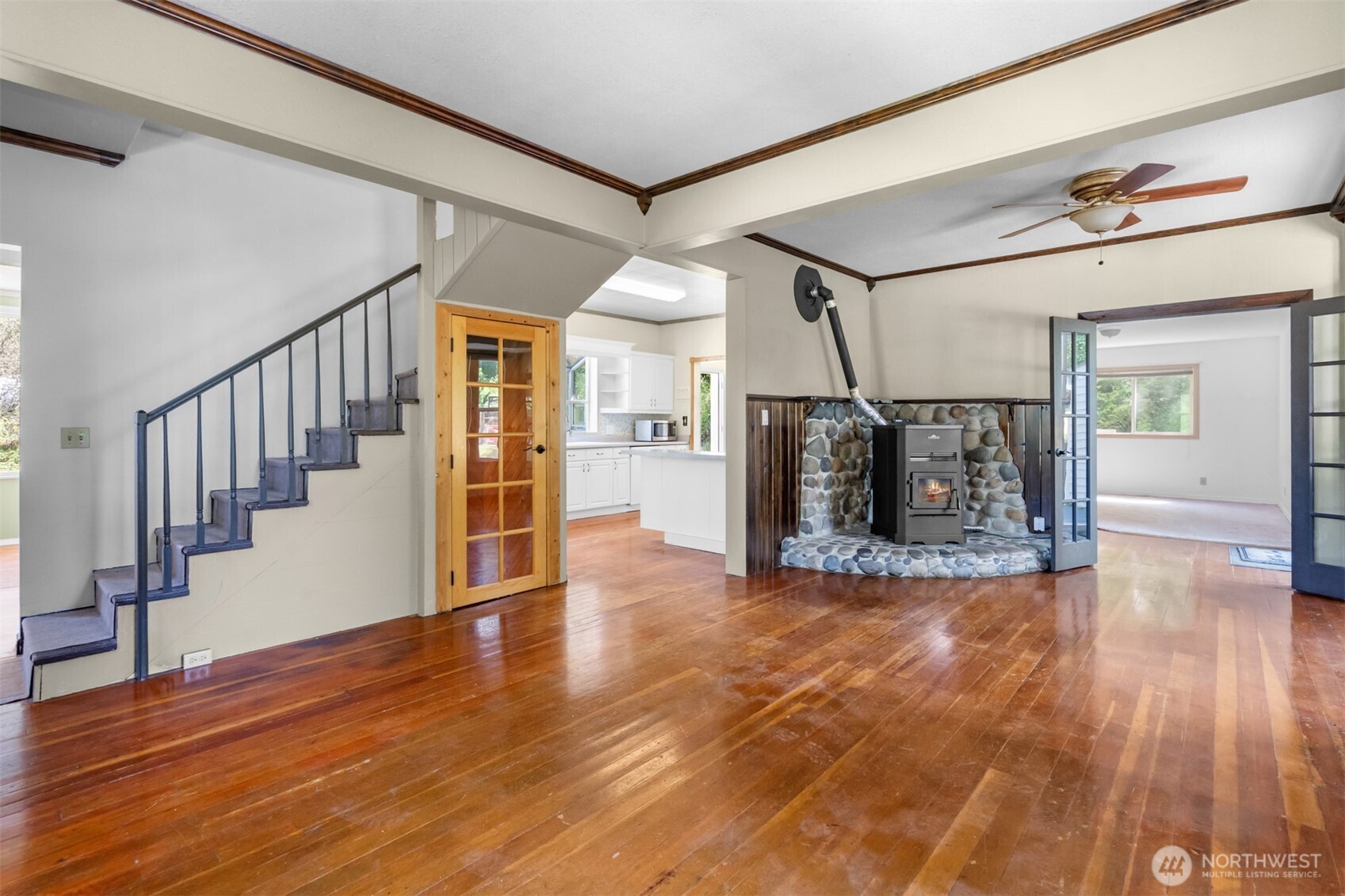 1313 Ferrier Road Property Photo 14