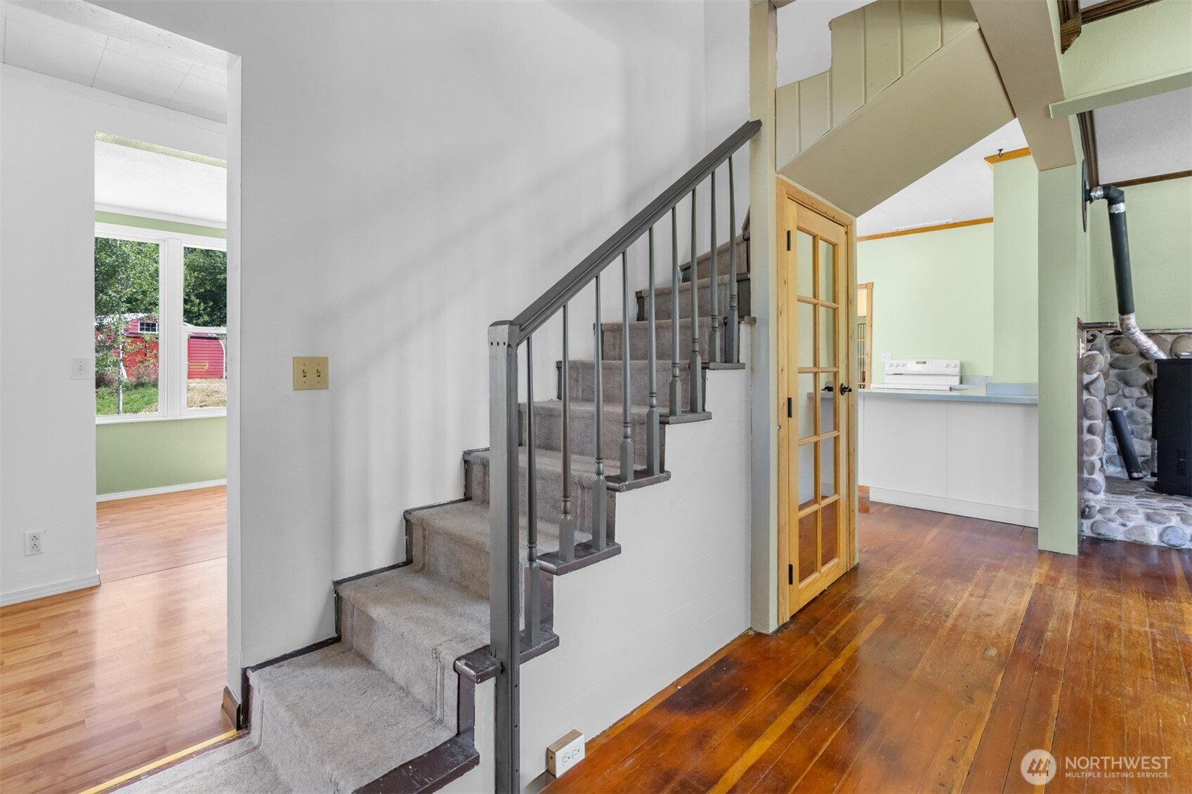 1313 Ferrier Road Property Photo 20